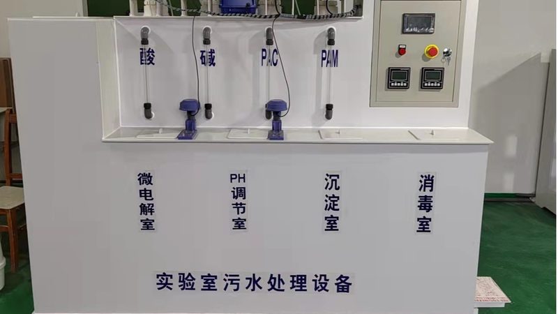 食品厂滤筒除尘器材质选择：关键因素与标准解析**